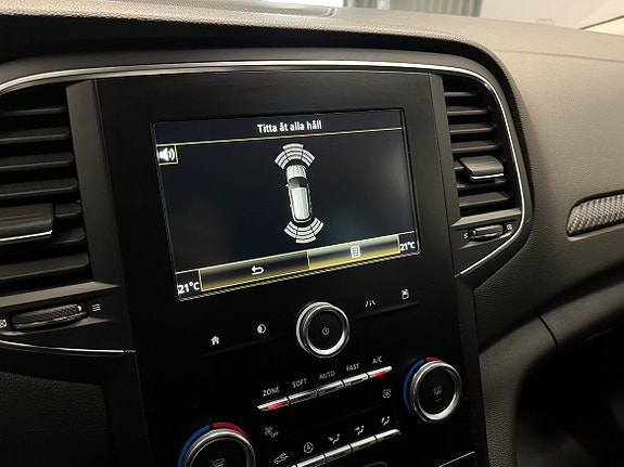 Renault Megane 15 of 17