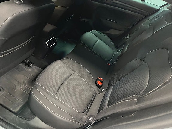 Renault Megane 5 of 17