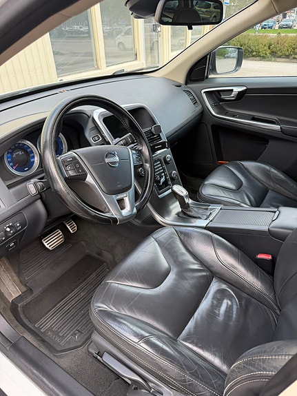 Volvo XC60 4 of 4