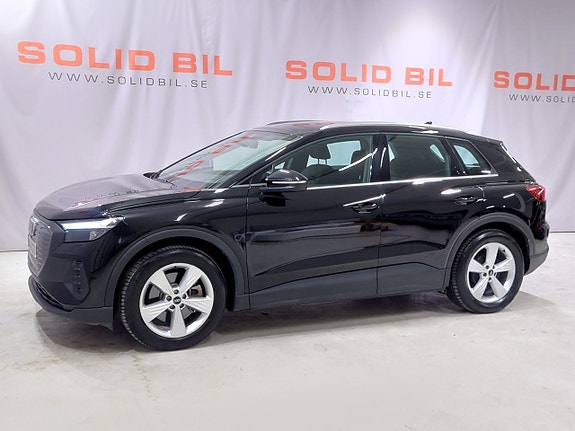 Audi Q4 e-tron 4 of 21