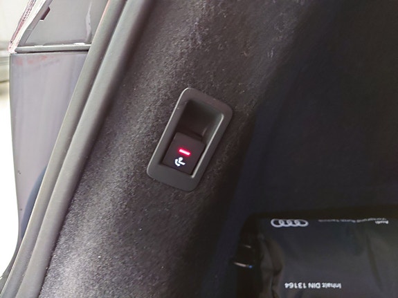 Audi Q4 e-tron 15 of 21