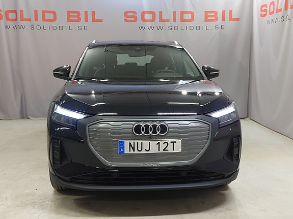 Audi Q4 e-tron 3 of 21