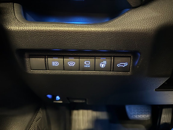 Toyota RAV4 17 of 24