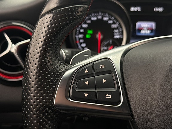 Mercedes-Benz CLA250 20 of 30