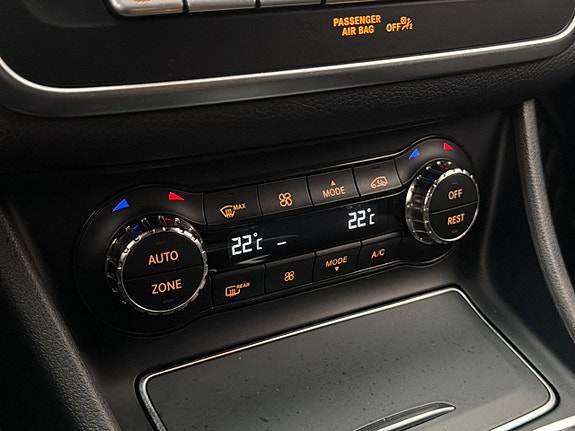 Mercedes-Benz CLA250 26 of 30