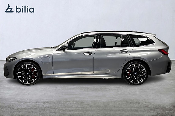 BMW 330e 5 of 14