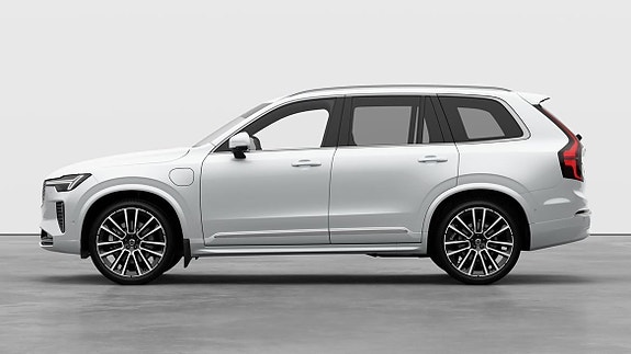 Volvo XC90 6 of 13