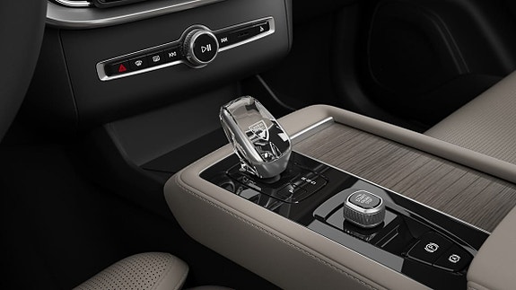 Volvo XC90 9 of 13
