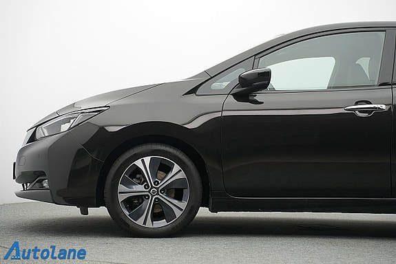Nissan Leaf 12 of 30