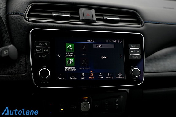 Nissan Leaf 27 of 30