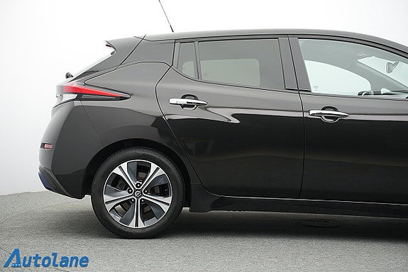 Nissan Leaf 17 of 30