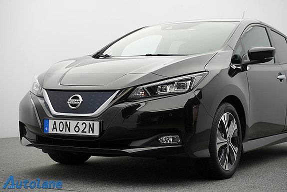 Nissan Leaf 13 of 30