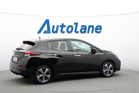 Nissan Leaf 8 of 30