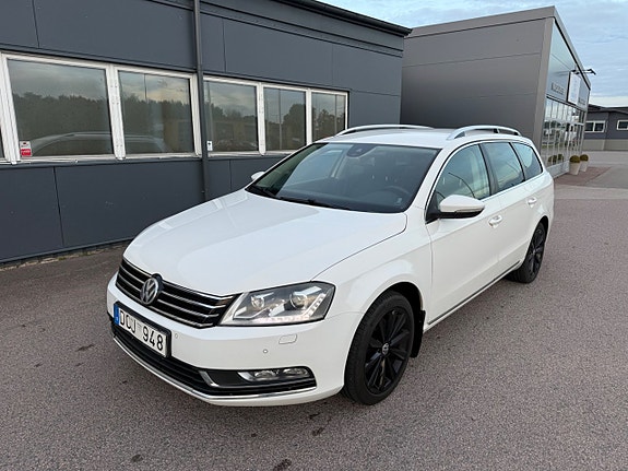 Volkswagen Passat 10 of 30