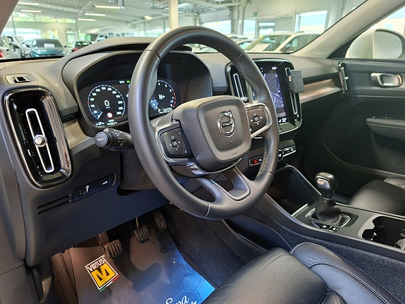 Volvo XC40 19 of 24
