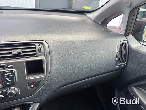 Kia Rio 19 of 27