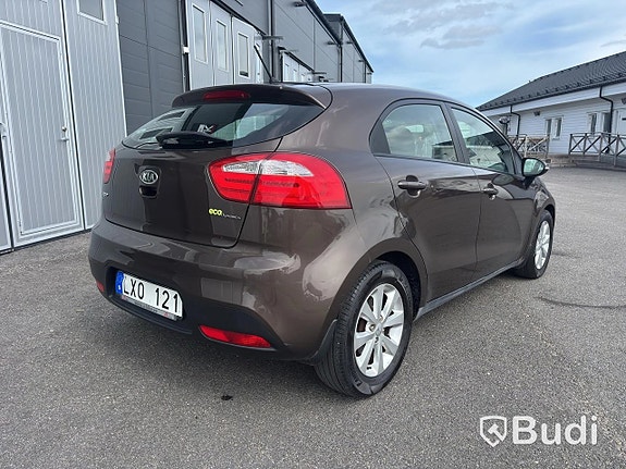 Kia Rio 12 of 27