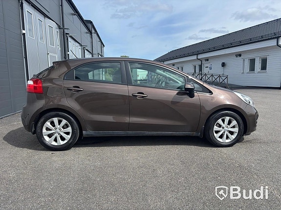 Kia Rio 5 of 27