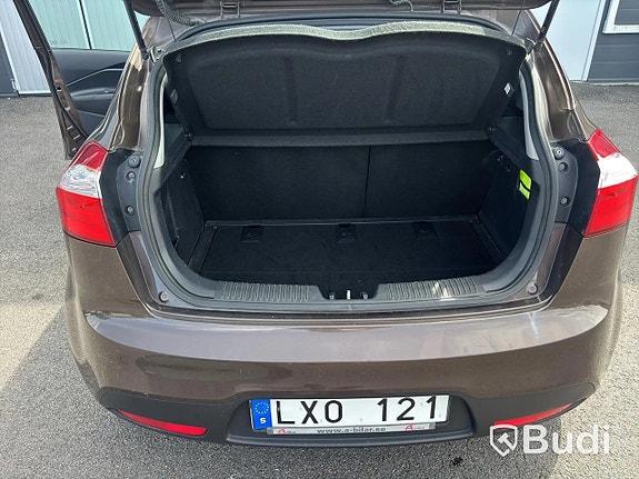 Kia Rio 27 of 27