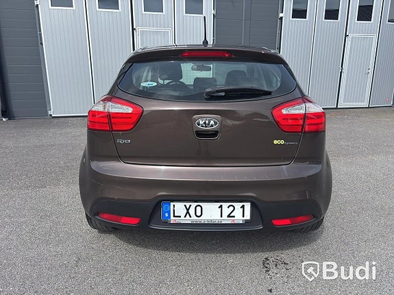 Kia Rio 6 of 27