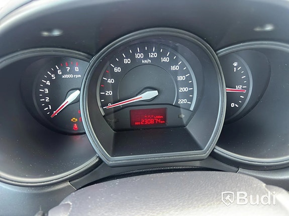 Kia Rio 20 of 27