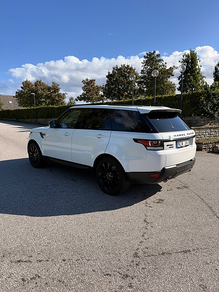 Land Rover Range Rover Sport 2 of 17