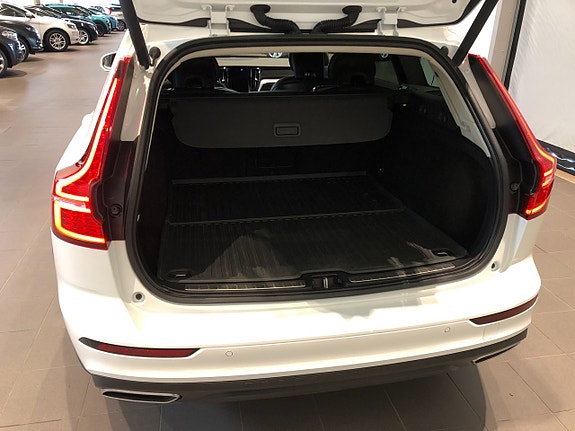 Volvo V60 Cross Country 9 of 9
