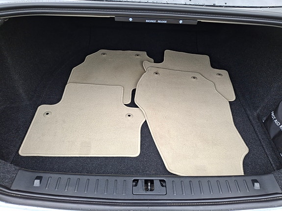 Volvo S80 9 of 10