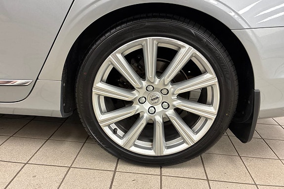 Volvo S90 14 of 21