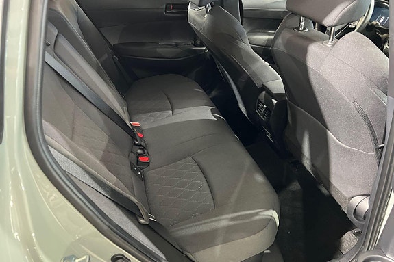 Toyota Corolla Cross 13 of 21