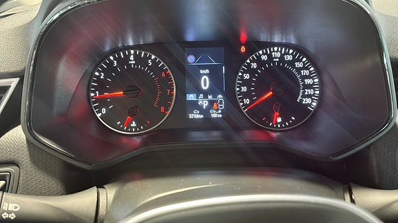 Renault Clio 14 of 23