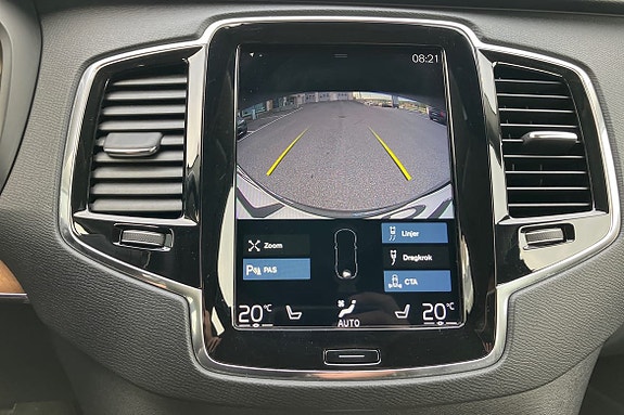 Volvo XC90 24 of 25