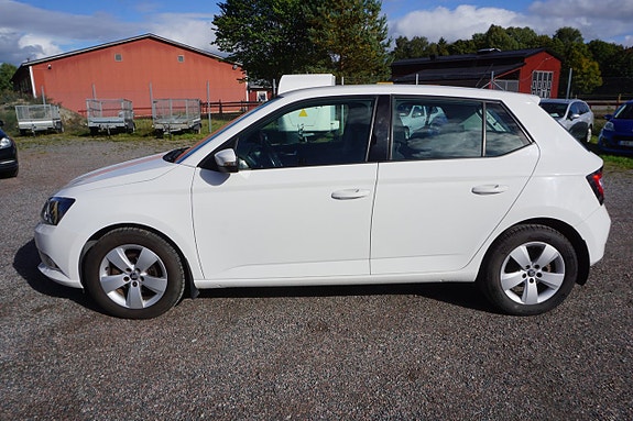 Skoda Fabia 4 of 9