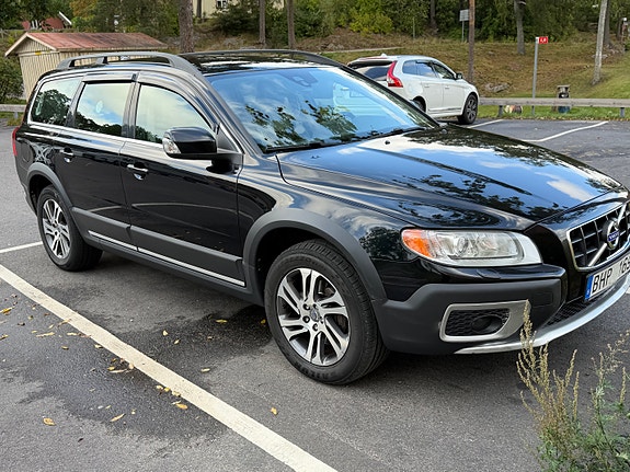 Volvo XC70 4 of 12