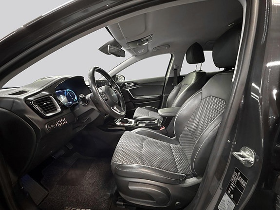 Kia XCeed 8 of 19