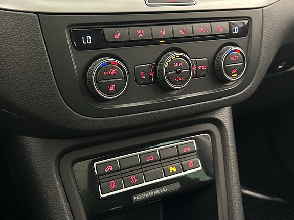 Volkswagen Sharan 25 of 30