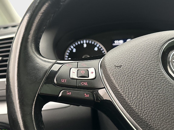 Volkswagen Sharan 28 of 30