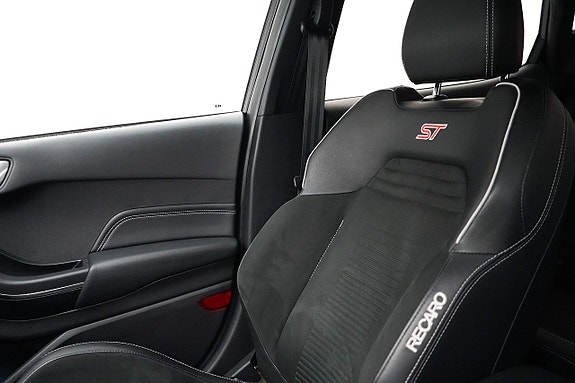 Ford Fiesta 17 of 25