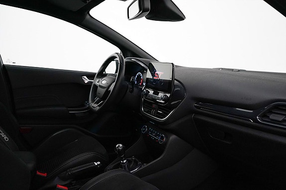 Ford Fiesta 18 of 25