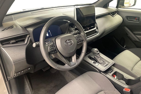 Toyota Corolla Cross 14 of 21