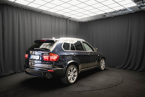 BMW X5 6 of 21