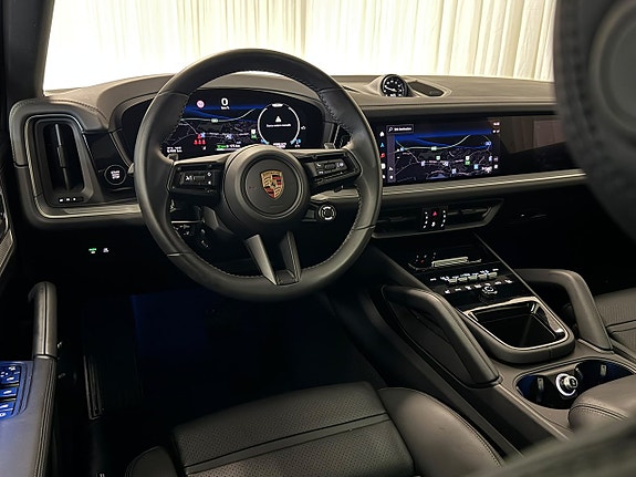 Porsche Cayenne 22 of 30