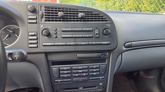 Saab 9-3 8 of 15
