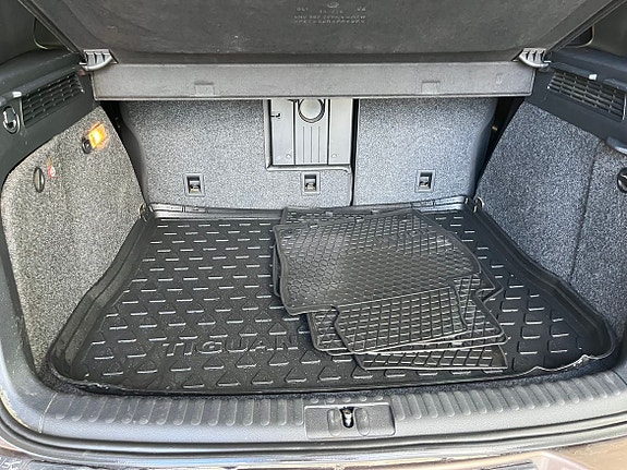 Volkswagen Tiguan 7 of 13