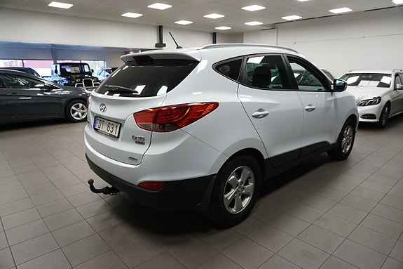 Hyundai ix35 8 of 18