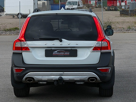 Volvo XC70 6 of 22