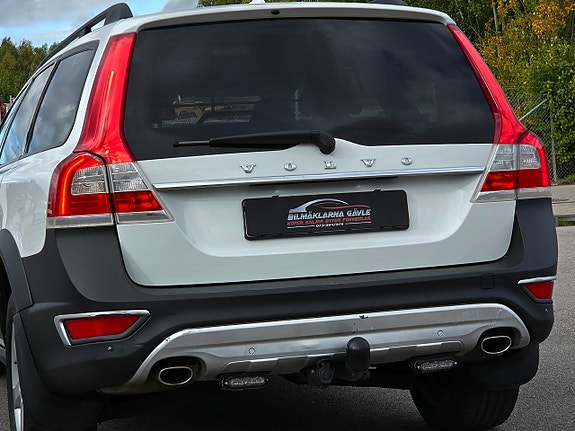 Volvo XC70 8 of 22