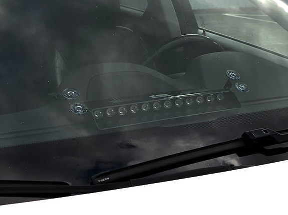 Volvo XC70 22 of 22