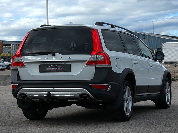Volvo XC70 5 of 22