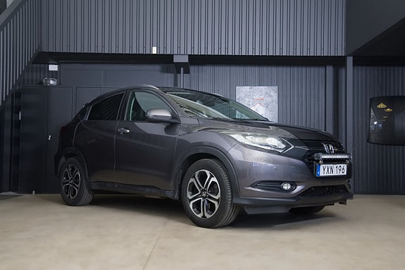 Honda HR-V 3 of 19